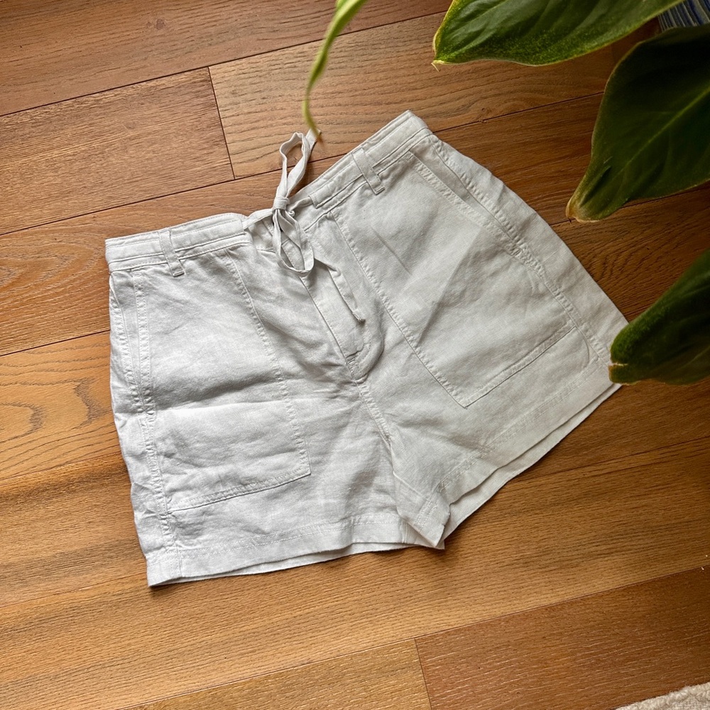 BRAND NEW Pull-On Drawstring Shorts - Linen
